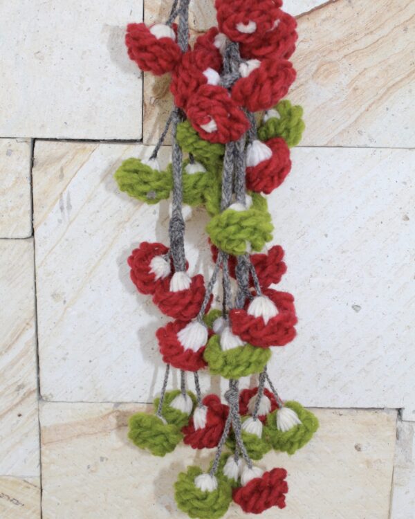 Tlacoyales de Rosas Verde y Rojo - Image 3