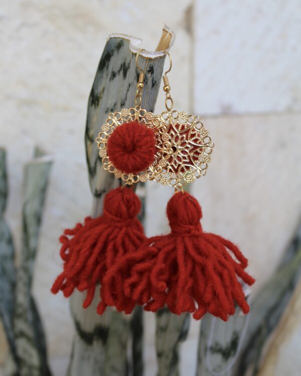 Aretes Pompones Rojos - Image 2