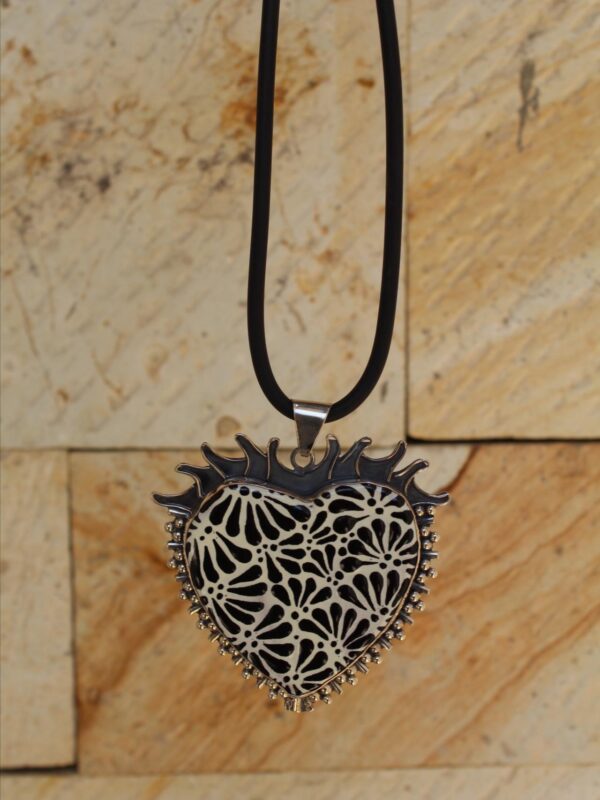 Collar Corazón Talavera GR - Image 5