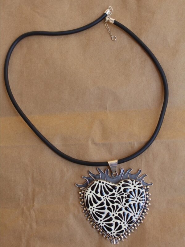 Collar Corazón Talavera GR - Image 4