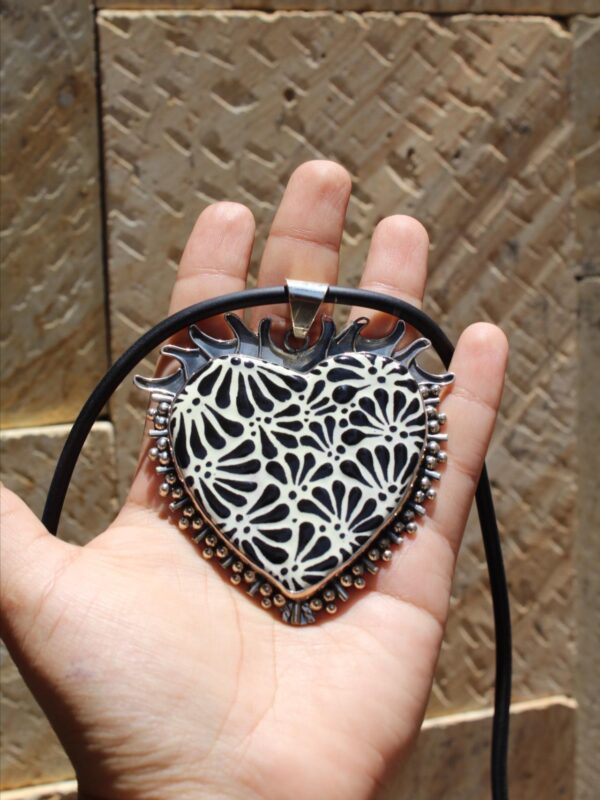 Collar Corazón Talavera GR - Image 2