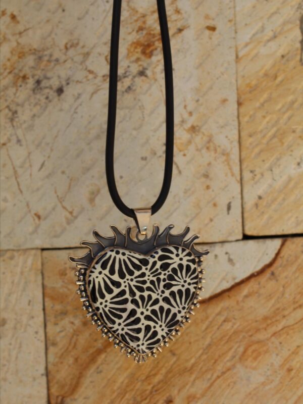 Collar Corazón Talavera GR - Image 3