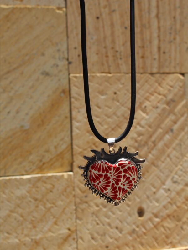 Collar Corazón Talavera MED - Image 6