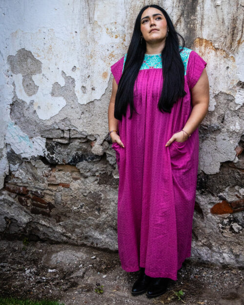 Vestido Fucsia Bordado