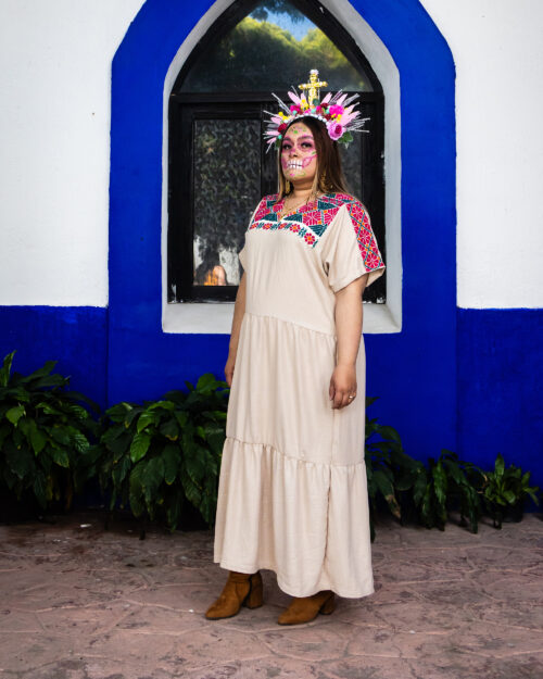 Vestido Beige Bordado